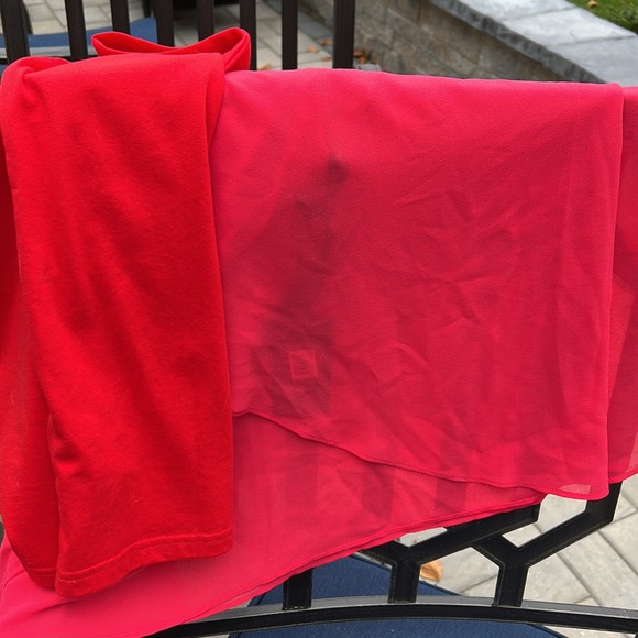 Vince Camuto Hot pink chiffon cape cocktail dress - Picture 10 of 13